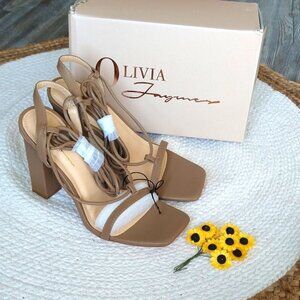 NEW Olivia Jaymes Strappy Phoenix Open Square Toe Heels in Mocha